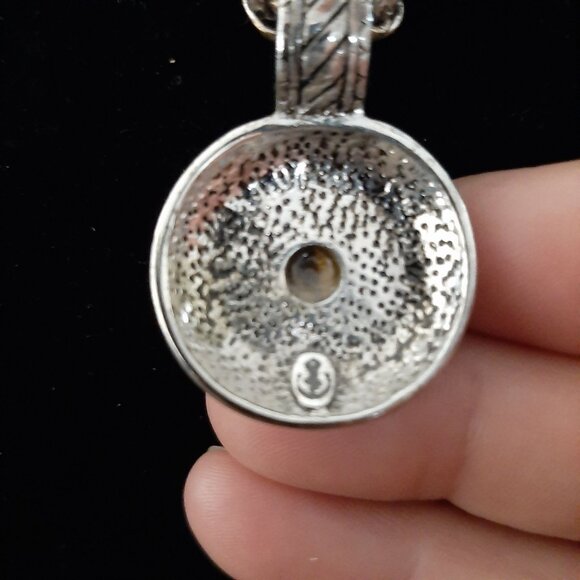 Premier Designs Tiger's Eye Pendant Necklace With Braided Chain Silver Tone unis - Picture 3 of 4